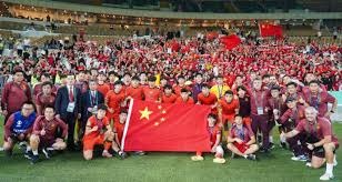 ＂樱花谷粉色初绽，像一封没写完的情书