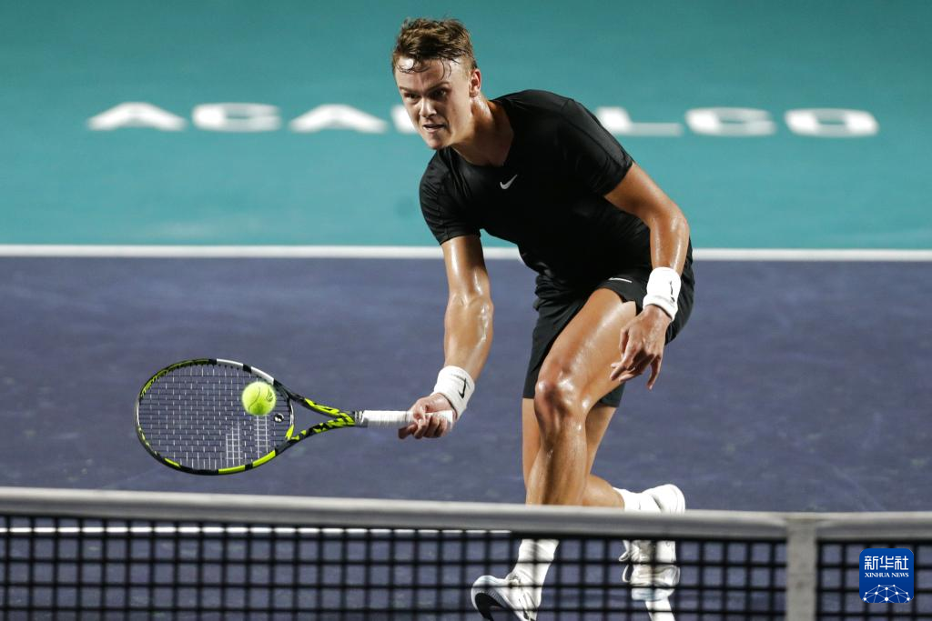 表现可谓惊 表现可谓惊