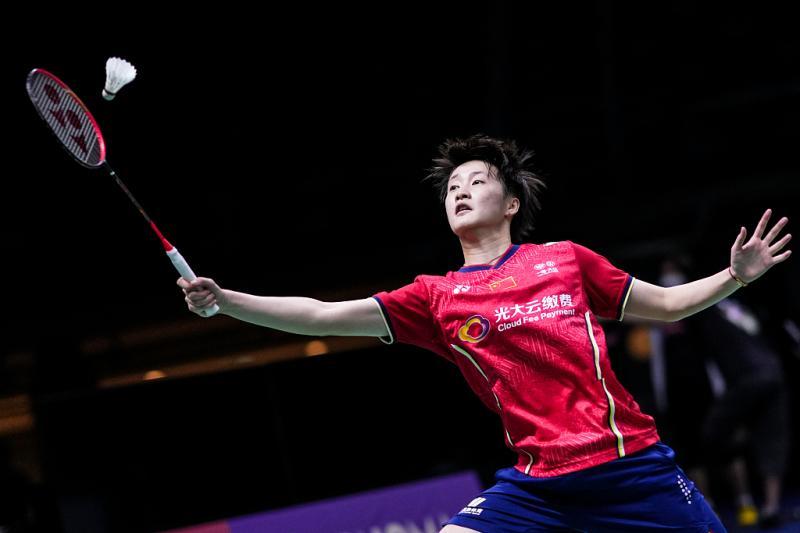 他们通过一 他们通过一